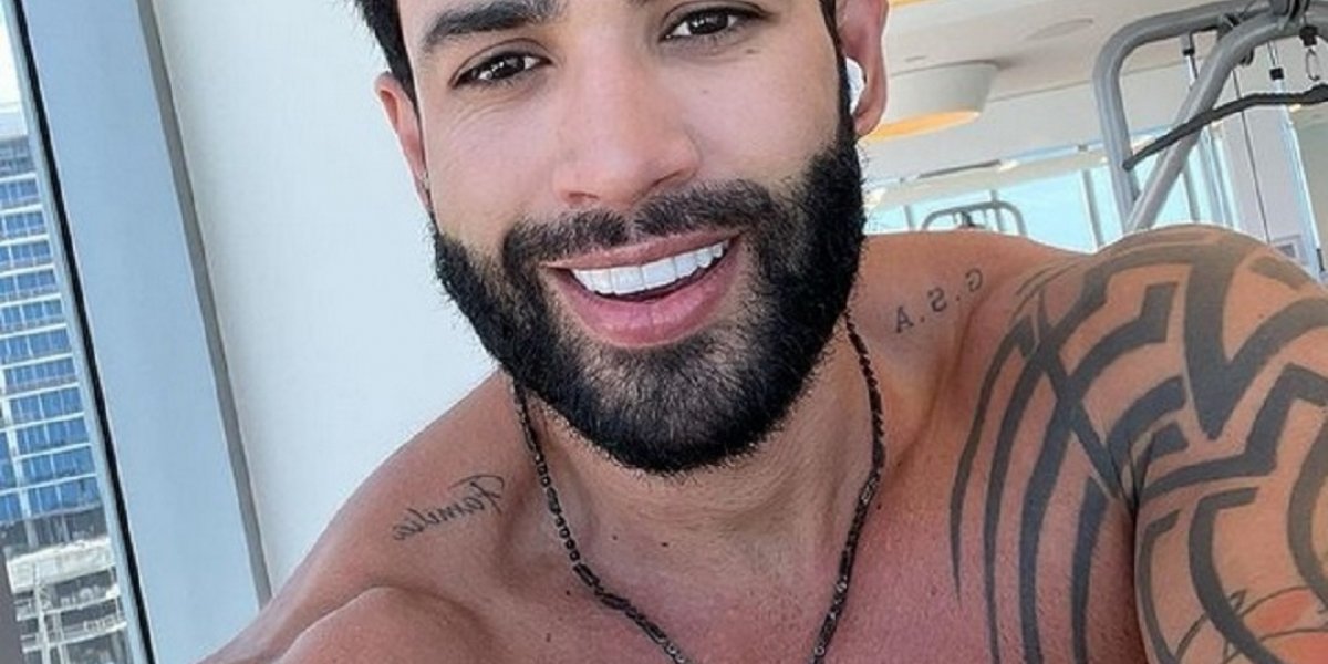 Em meio a show, Gusttavo Lima declara seu apoio à Jair Bolsonaro