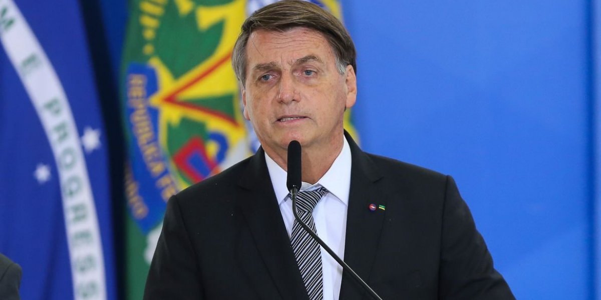 "Entendo vontade de mudar", diz Bolsonaro após resultado do 1º turno