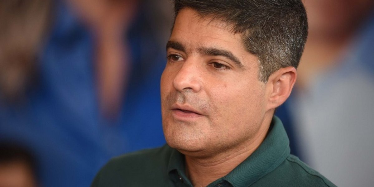 "Vamos buscar essa maioria já amanhã", diz ACM Neto