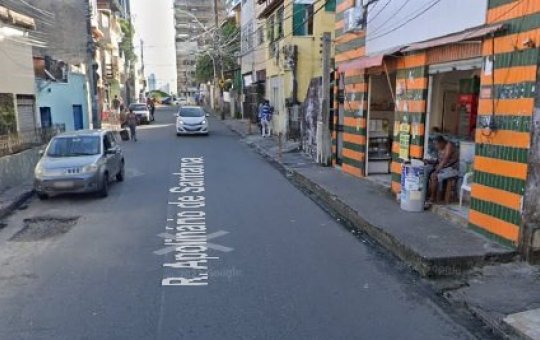 Ataque no Engenho Velho da Federação: um é morto e quatro pessoas são baleadas