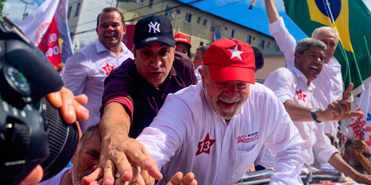 Lula é o candidato a presidente com a maior votação no 1º turno da história