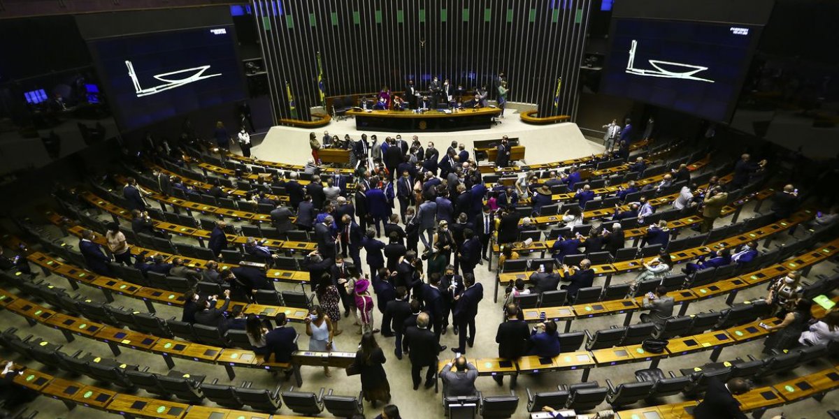 Veja os deputados federais baianos que não foram reeleitos