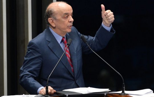 José Serra anuncia apoio a Lula, mas declara voto em Tarcísio em São Paulo