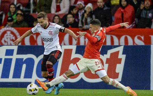 Brasileirão: com time titular, Flamengo encara vice-líder Internacional