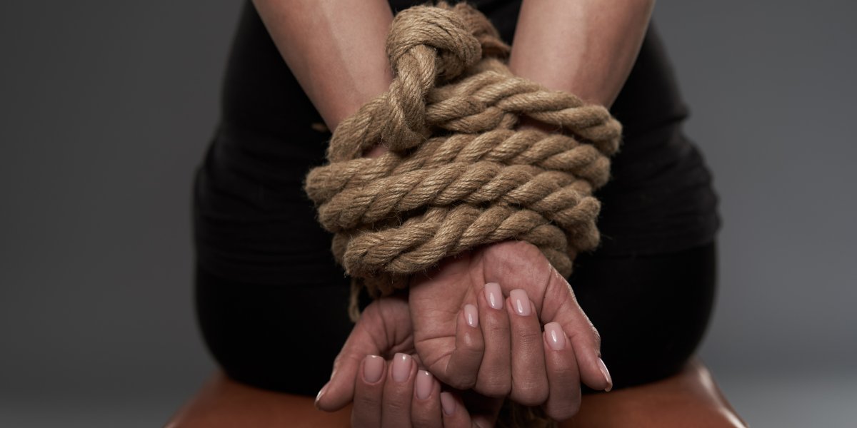 Bope de Salvador liberta mulher feita refém por enteado em surto na Pituba