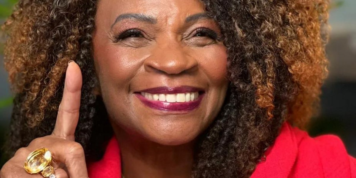 Após declarar apoio a Lula, Zezé Motta sofre ataque racistas