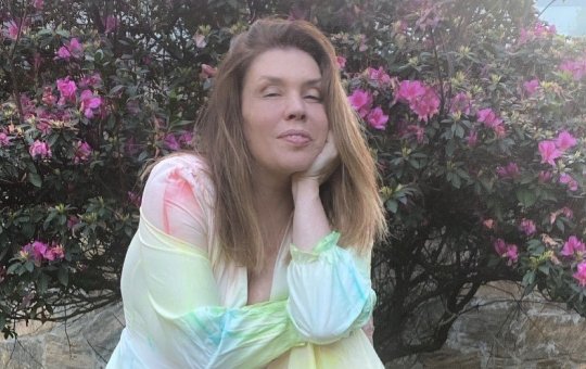 Simony compartilha reta final de tratamento contra câncer: "Hoje é bem hard"