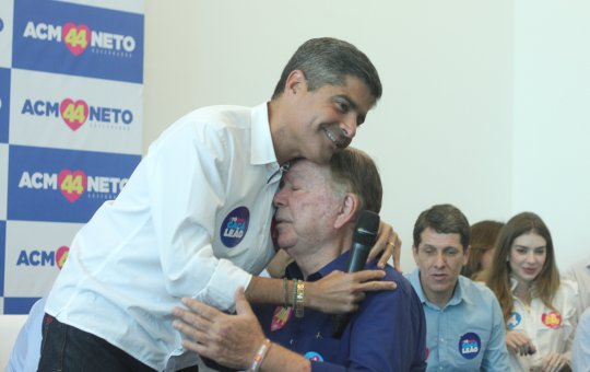 João Leão afirma que "Netinho está com a faca nos dentes" para vencer a eleição