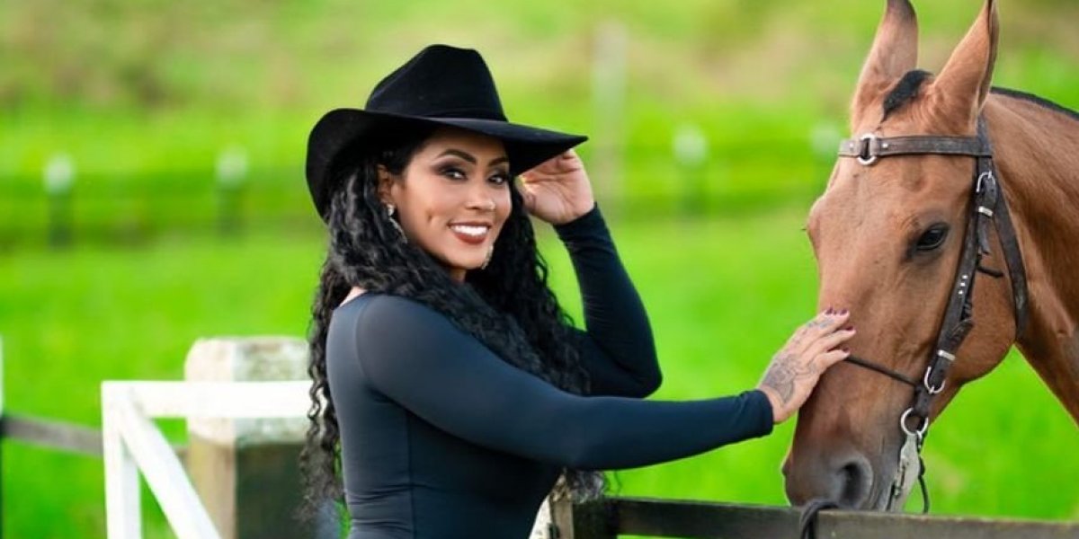 Rosi detona Deborah Albuquerque em gravação de Hora do Faro