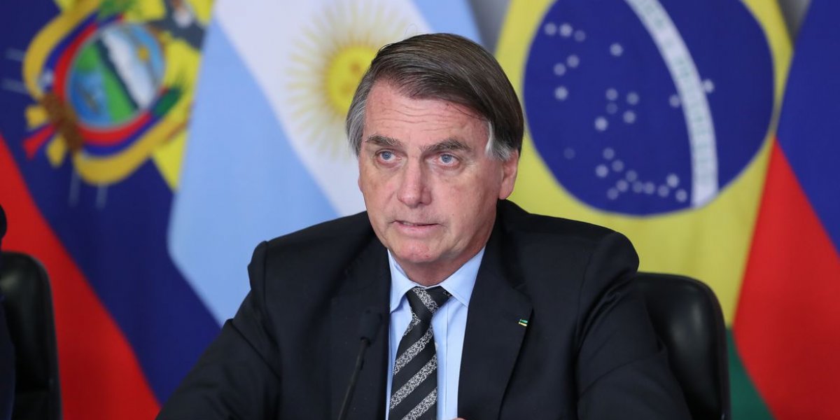 TSE suspende propaganda do PT em que Bolsonaro diz que comeria índio