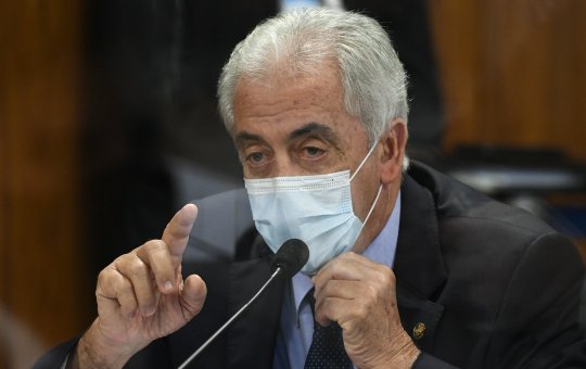 Otto Alencar sobe o tom contra Bolsonaro: "É uma farsa e prejudicou a Bahia"