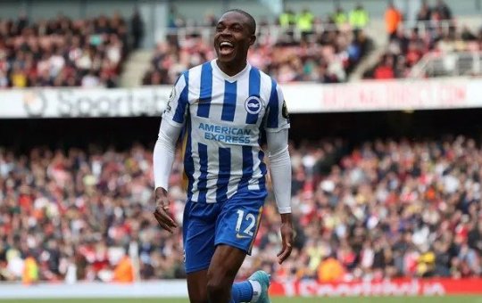 Jogador que atua no futebol inglês se aposenta aos 24 anos por doença cardíaca