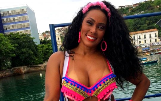 A Fazenda 14: Rosiane Pinheiro detona Vini Buttel após comentário gordofóbico