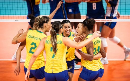 Brasil vence Itália e está na final do Mundial de Vôlei Feminino