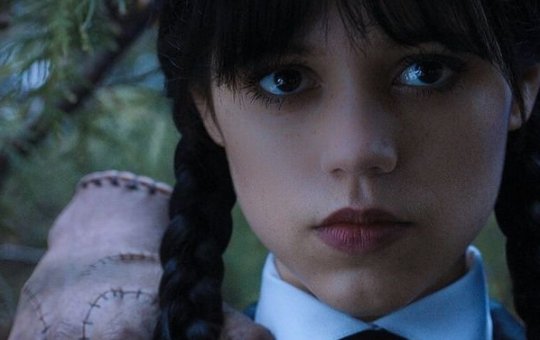 Jenna Ortega sente falta da representatividade nas produções cinematográficas