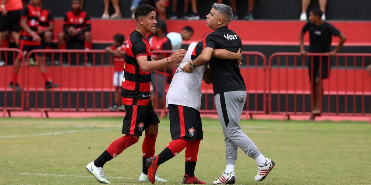 Vitória se manifesta após confusão ocorrida em Ba-Vi sub-15