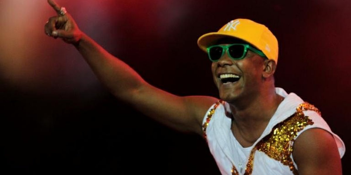 Banda Psirico se pronuncia após confusão no 'Samba da Feira'