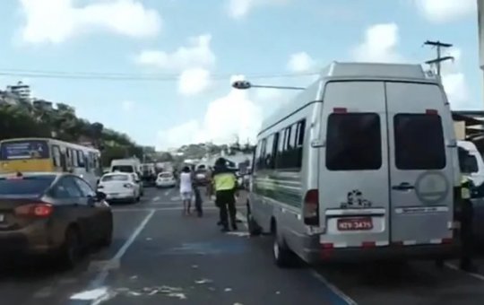 Feirante é atropelado na Feira de São Joaquim, em Salvador