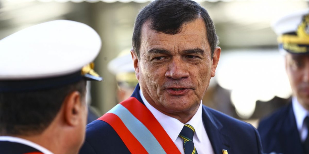 Defesa dirá ao TSE que não fez auditoria nas urnas