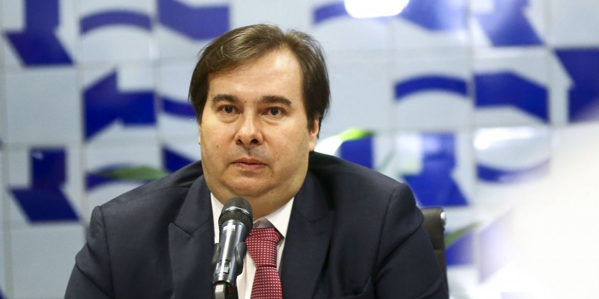 Rodrigo Maia declara apoio a Lula no 2° turno contra Bolsonaro