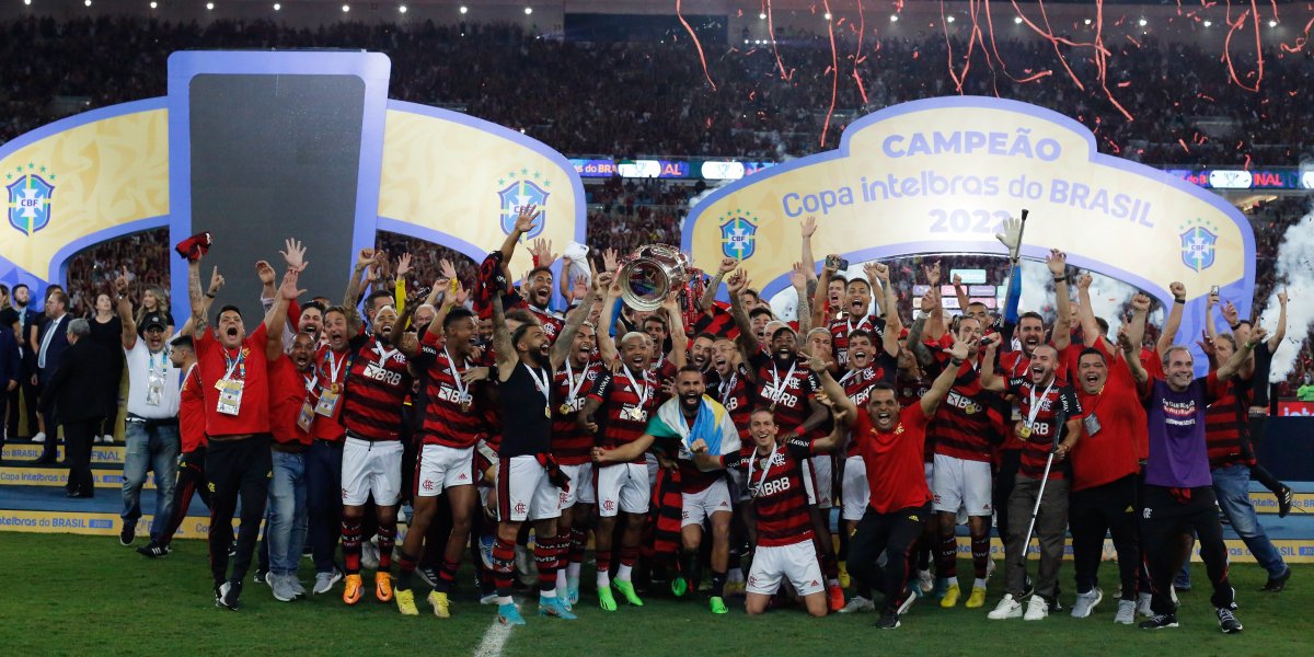 Flamengo vence o Corinthians nos pênaltis e garante o tetra da Copa do Brasil