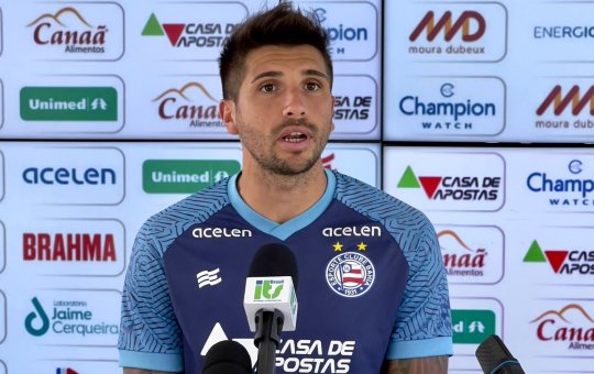 Lucas Mugni tira foco dos jogos de concorrentes e elogia torcida do Bahia