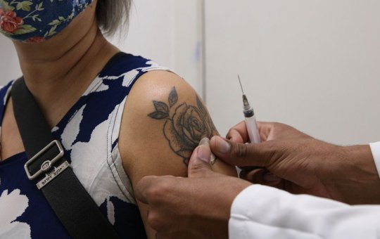 Brasil registra 4,9 mil casos confirmados de covid-19 em 24 horas