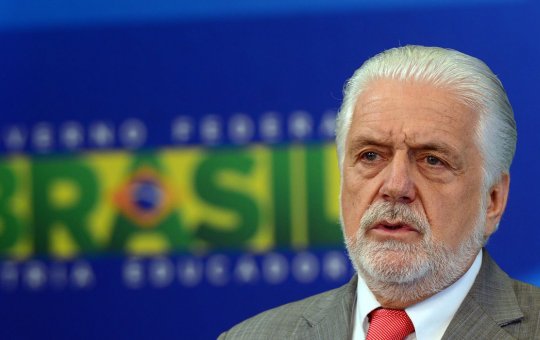 "Ele devia se assumir", diz Jacques Wagner sobre ACM Neto 