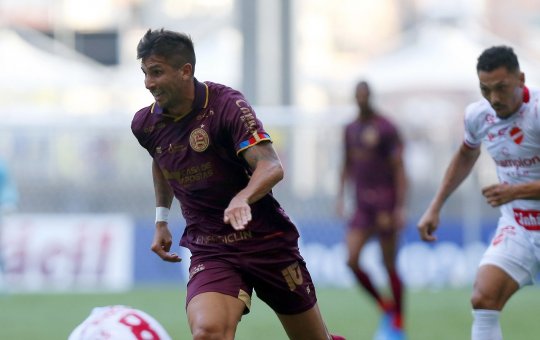 Bahia empata com Vila Nova e adia acesso à Série A do Brasileiro