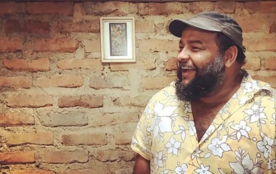 Cantor e ator Jr. Black, de “Bacurau”, morre aos 46 anos