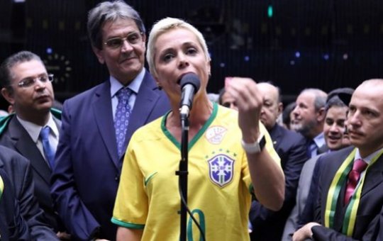 Filha de Roberto Jefferson diz que crítica de Bolsonaro é "justificável"