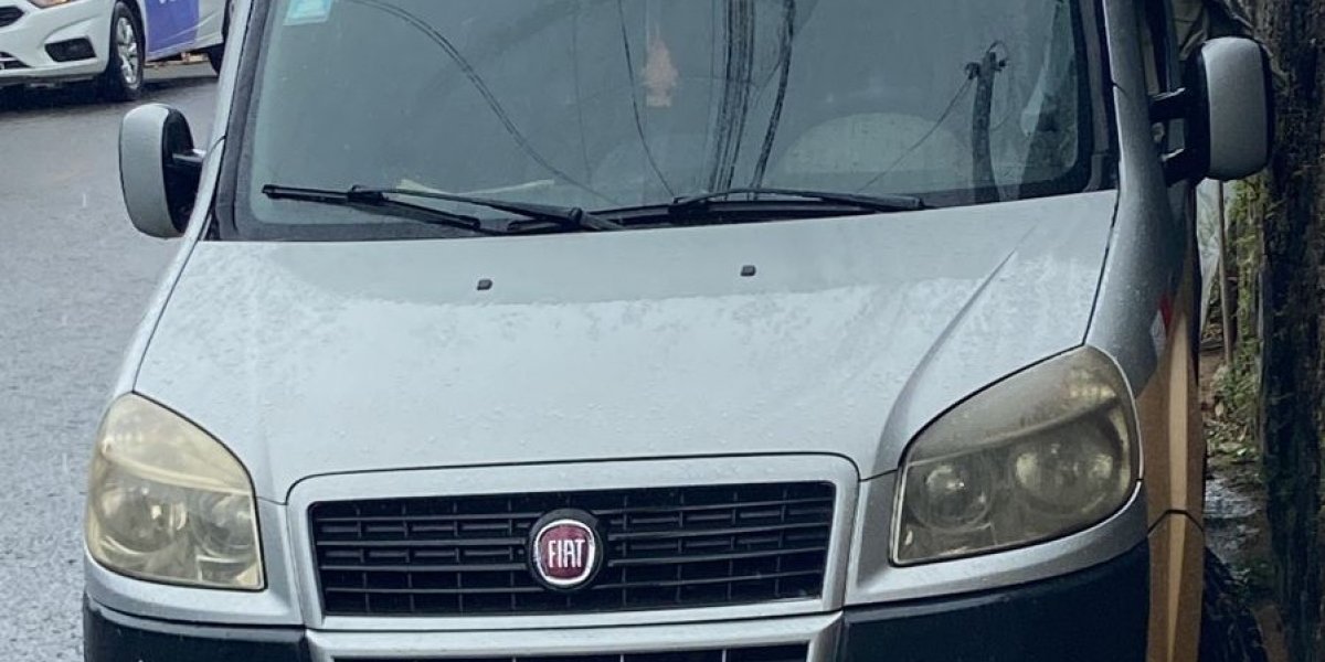 Polícia identifica um dos suspeitos de assaltar transporte escolar na Liberdade