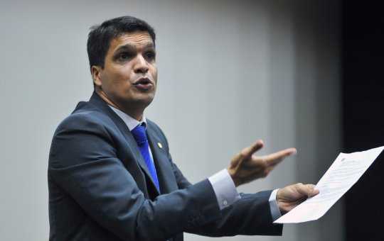 PDT debaterá expulsão de Daciolo após ele pedir por voto nulo no 2° turno