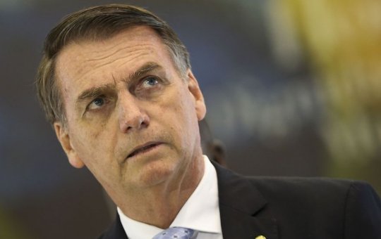 Campanha de Bolsonaro aposta no debate da TV Globo, diz coluna