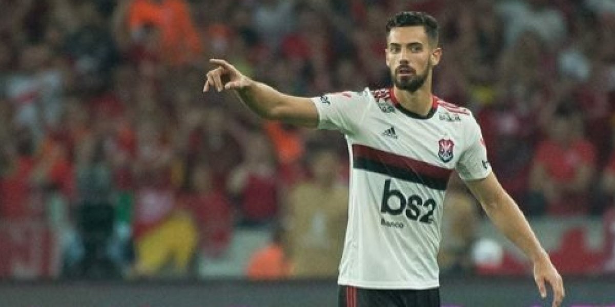 Após ser esfaqueado em supermercado, Pablo Marí passa por cirurgia na Itália