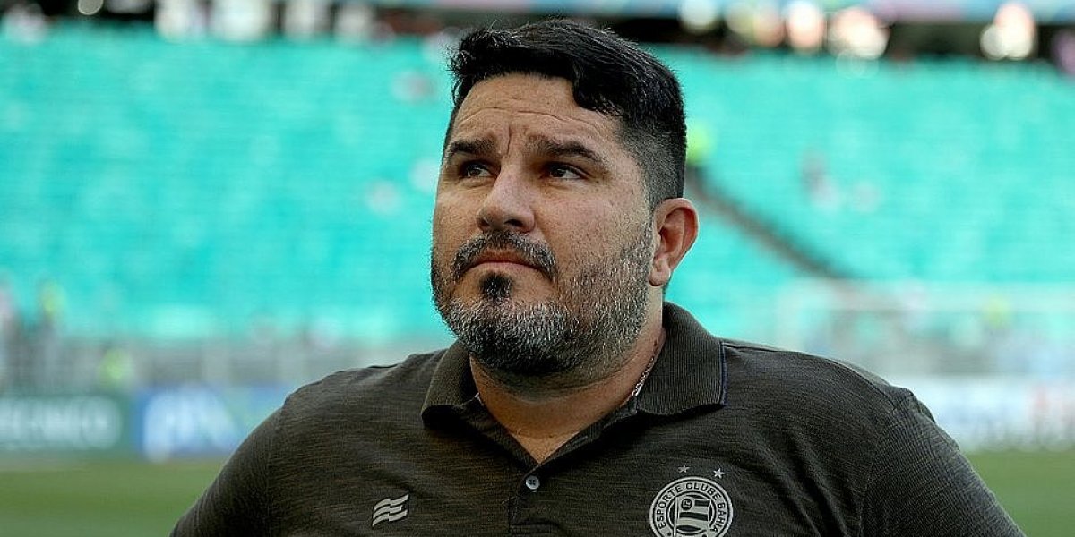 Abatido após tropeço, Barroca admite frustração, mas segue confiante pelo acesso