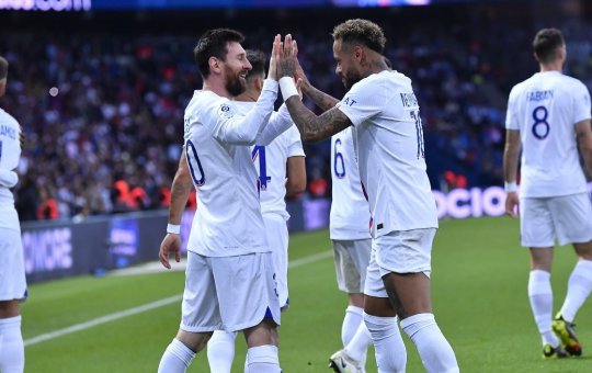 PSG fica duas vezes atrás do placar, mas vence time do Grupo City na Ligue 1