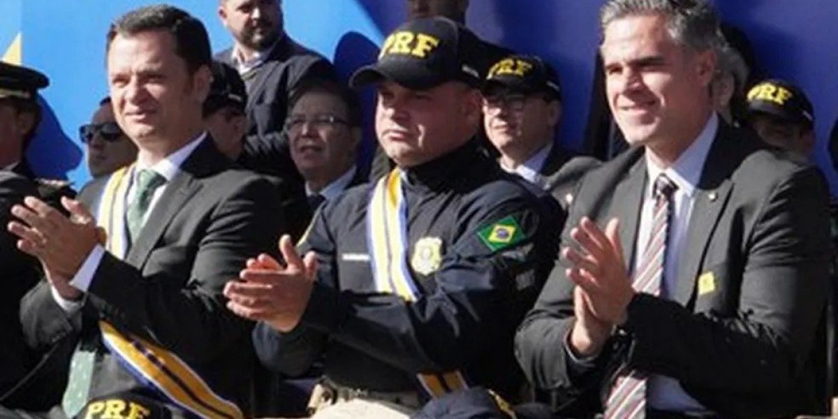 Diretor-geral da PRF faz postagem nas redes sociais em que pede voto a Bolsonaro