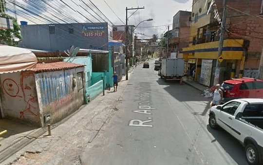 Criança morre após cair de escada dentro de casa no Engenho Velho da Federação