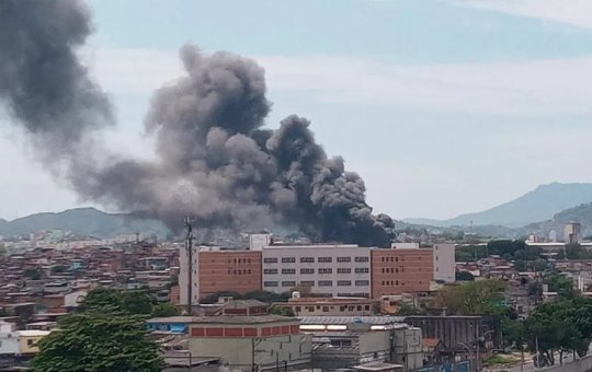 Incêndio atinge Ceasa em Irajá, no Rio de Janeiro; saques foram registrados