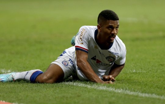 Julgamento de invasão da torcida do Sport pode afetar acesso do Bahia; entenda