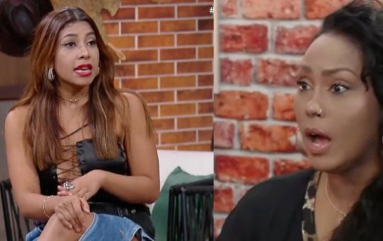 Rosiane Pinheiro se irrita e joga água no rosto de Ingrid Ohara durante PodCast