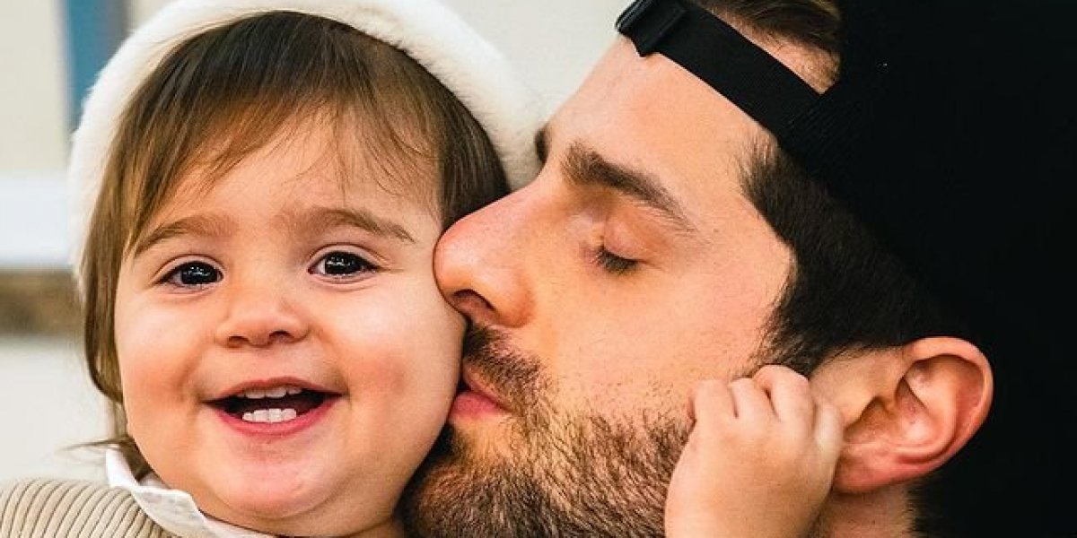 Filha de Alok está internada com pneumonia em hospital de SP