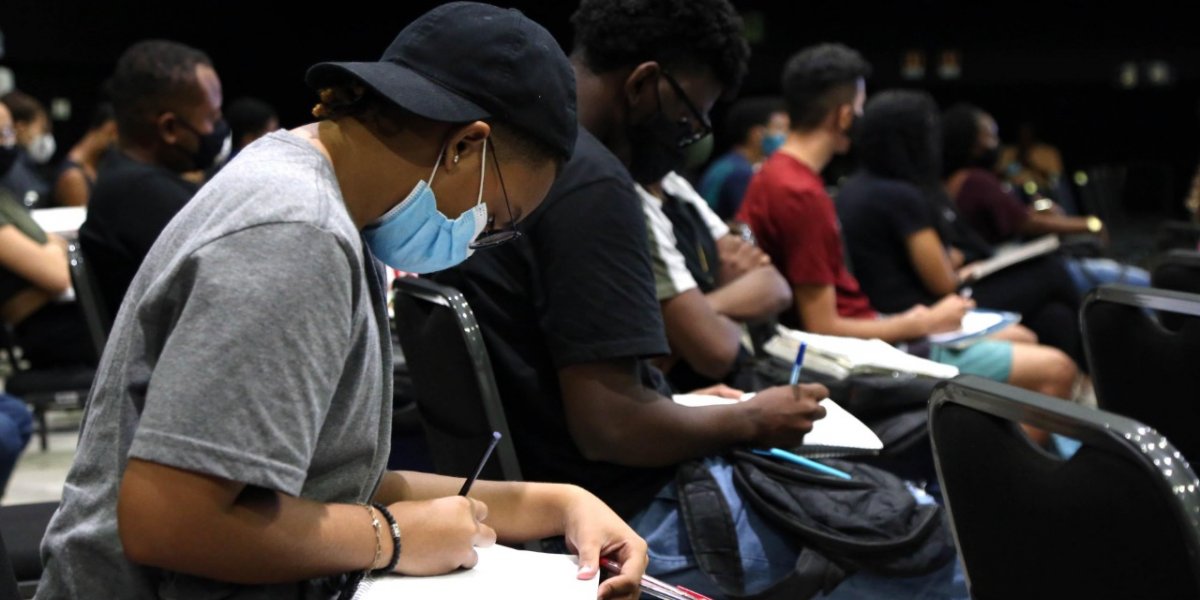 Programa oferece aulão gratuito de revisão para o Enem em Salvador: confira data