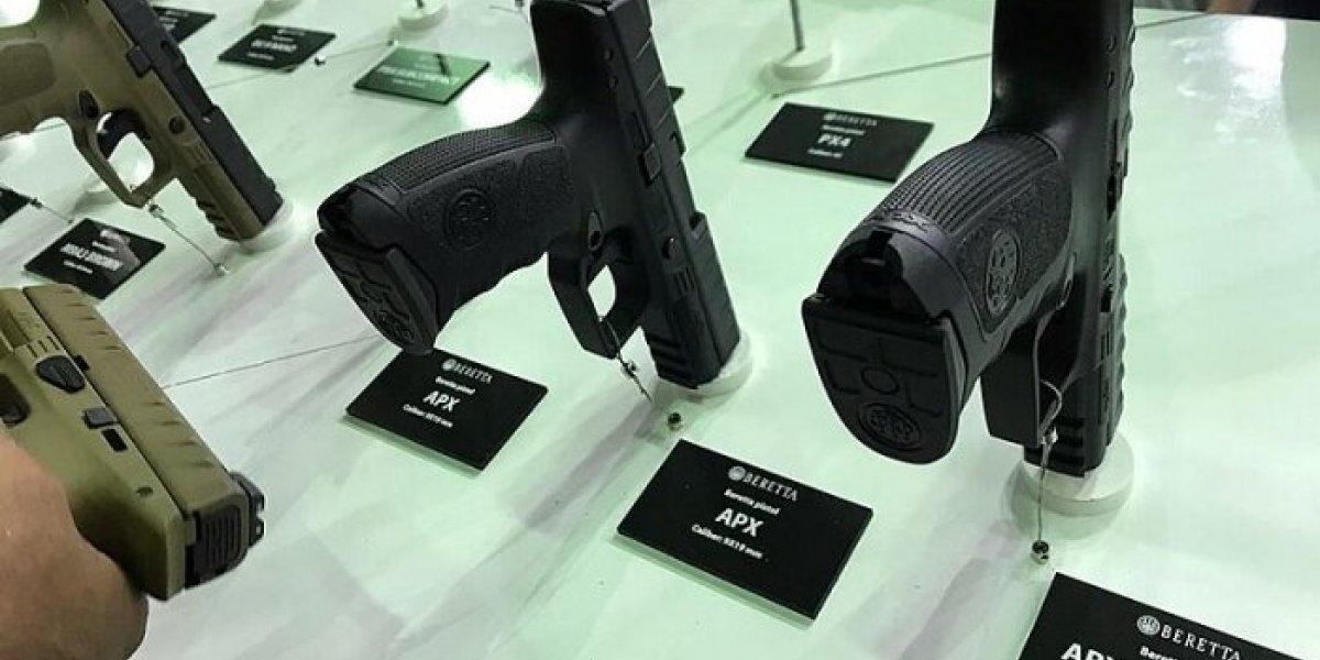 Você é a favor ou contra do porte de armas para mulheres?