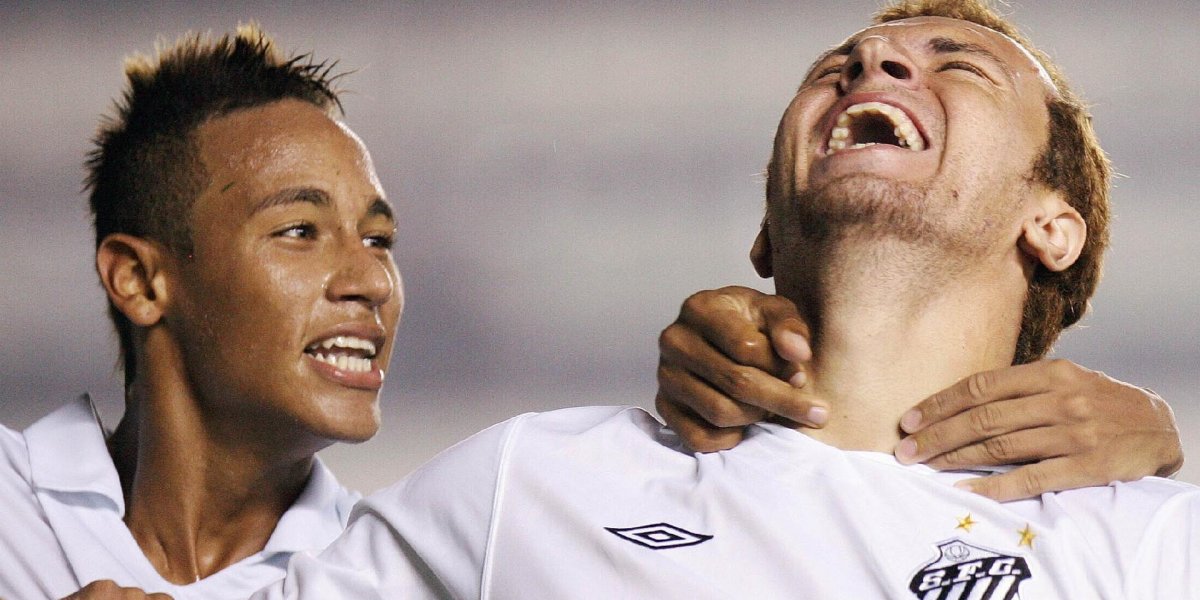 Pai de Neymar assume dívida de mais de R$ 1 milhão de Zé Love