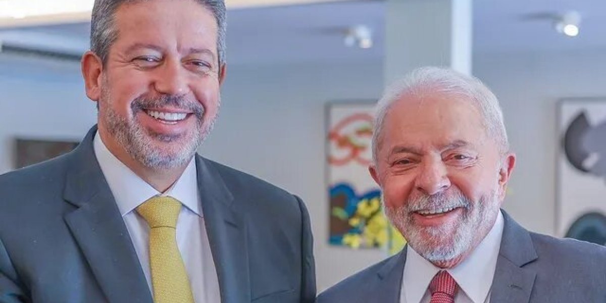 Lula se encontra com Lira e diz que não vai interferir em eleição da Câmara