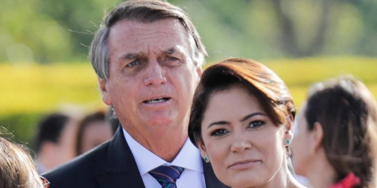 Após boatos de crise, Michelle Bolsonaro publica foto do presidente: "Lindo"