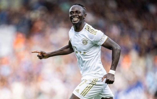 Mesmo machucado, Sadio Mané é convocado por Senegal para a Copa