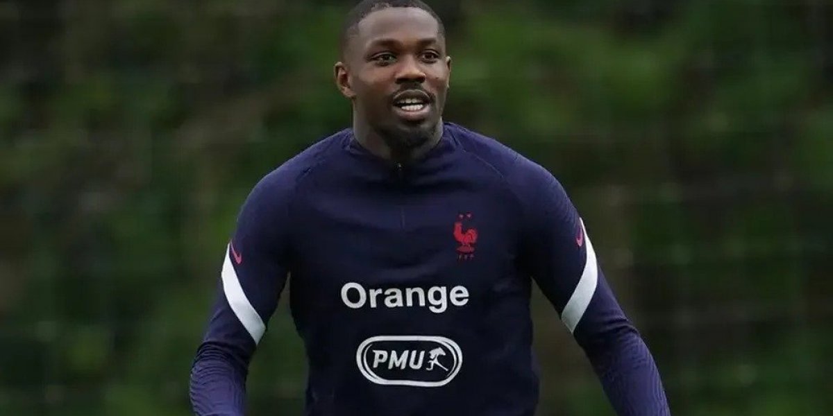 França convoca filho de campeão do mundo e completa lista com 26 nomes
